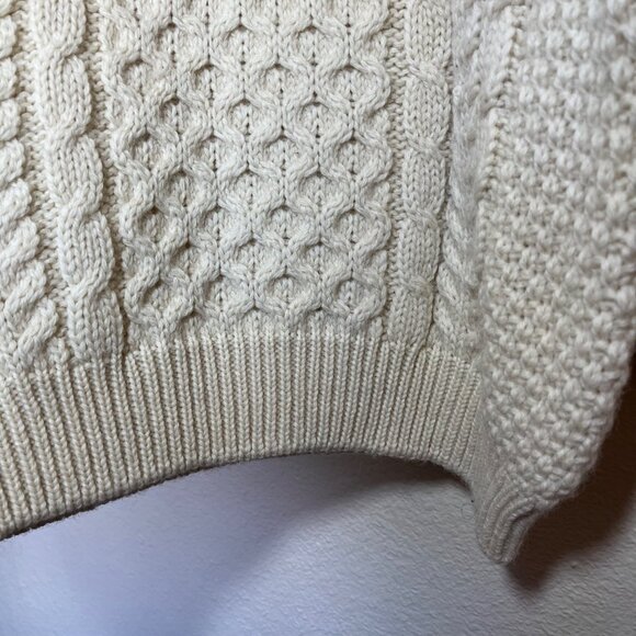 L.L. Bean Vintage Womens Cable Knit Sweater Medium wool Made In Ireland Cream - Picture 9 of 12